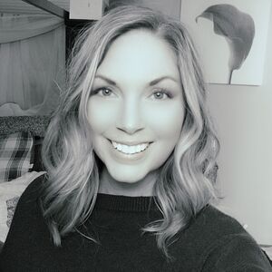 Meet your Posher, Dana